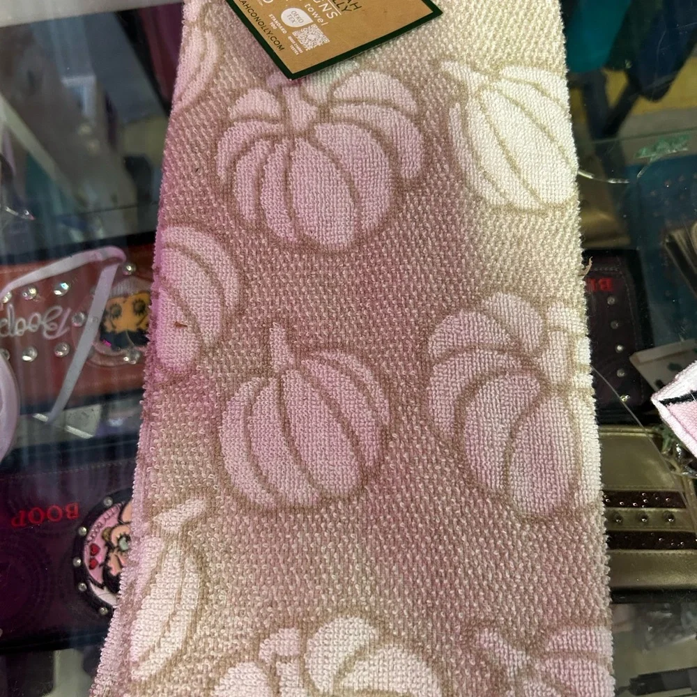 Debora Connolly Cream Pumpkin Towels - Picture 3 of 4